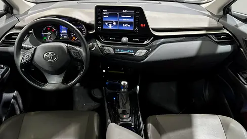 صورة 7 لـ 2023 Toyota C-HR
