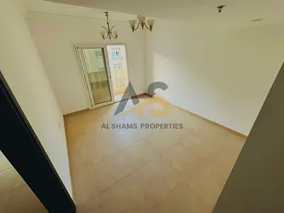 No Commission ! Lavish 1Bhk - 40K ! Balcony + Parking !
