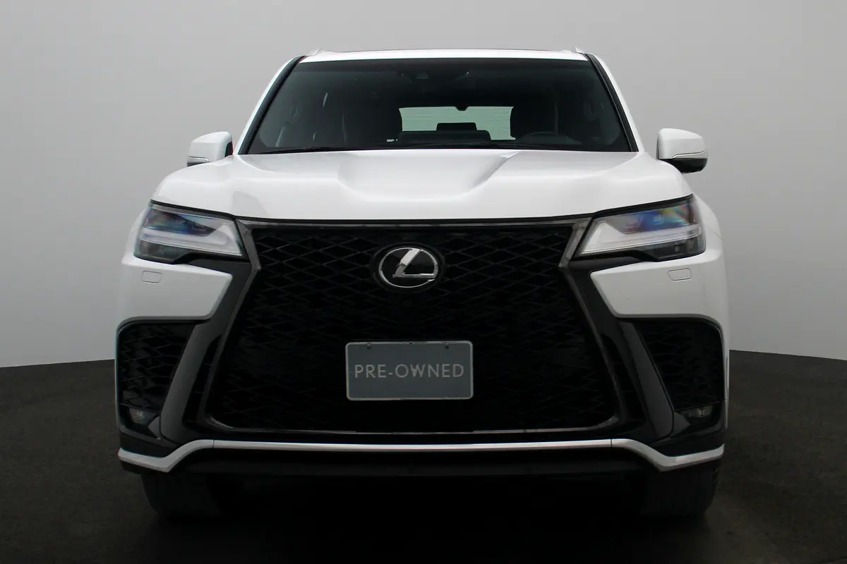Lexus LX-Series 2023