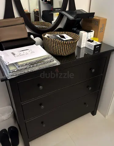 IKEA Hemnes 3-Drawer Dresser with mirror - Dark Brown/Black, Good Condition
