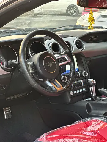 صورة مصغرة 9 لـ 2020 FORD MUSTANG
