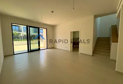 3BR+M Spacious Townhouse | Brand New | Vacant