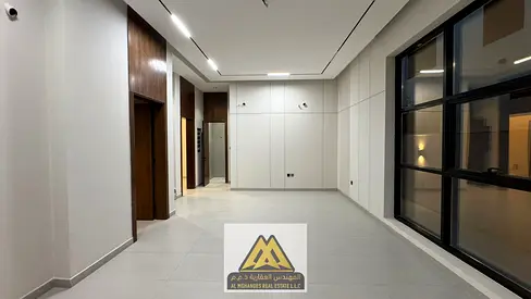 فرصة مميزة لامتلاك فيلا بتصميم مودرن راقٍ في منطقة الياسمين بعجمان، تجمع بين الفخامة والراحة مع تشطيبات عالية الجودة وموقع هادئ قريب من جميع الخدمات.