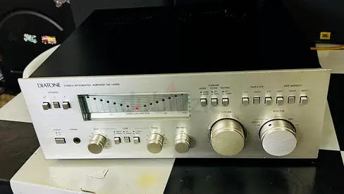 DAITONE Beautiful Monster Vintage Amplifier , DA-U680S Made in Japan ,very rare collection