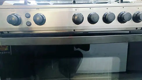 5 burner Gass cooker for sale 60x90