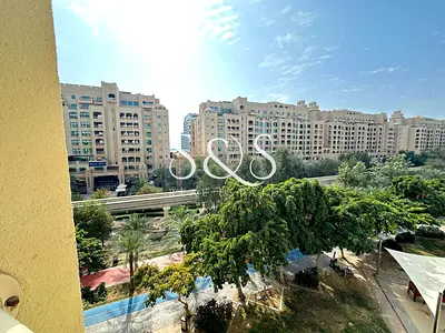Spacious Layout | Vacant | Type B