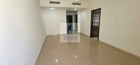 SPACIOUS 1 B/R WITH 2 BATHS, BALCONY, SEPARATE KITCHEN, WARDROBES