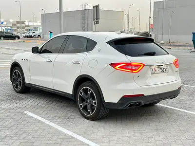 صورة 4 لـ 2016 Maserati LEVANTE