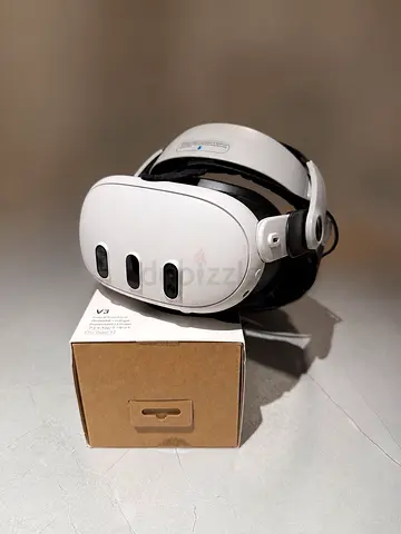 Meta Quest 3 512GB Bought April 2026, worn only ONCE. Basically brand new.