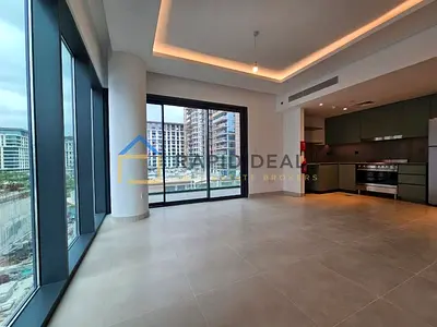 2BR Pool View Apartment with Kitchen Appliances
