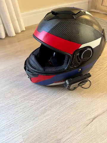 BMW Mottorrad helmet with comms and 4k camera