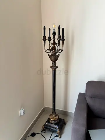 Antique/Vintage-style Ornate Floor Lamp / Candelabra Lamp - Dark Bronze Finish