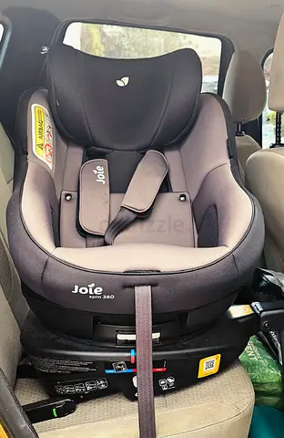 Joie 360 baby car seat