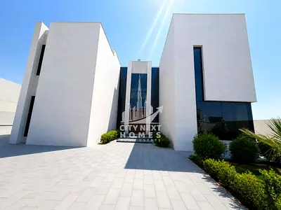 Spacious 5BR Villa |Garden |Parking| Wadi Alshabak