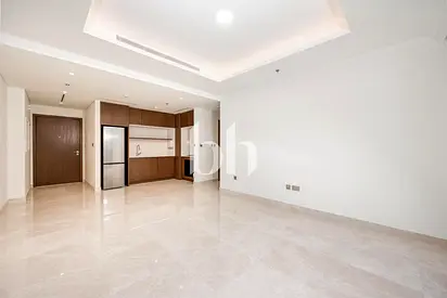 Unfurnished | Private Beach Access | Vacant August