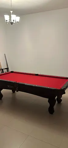 8ft Texas Pool Table for Sale – Cues, Balls Rack Included