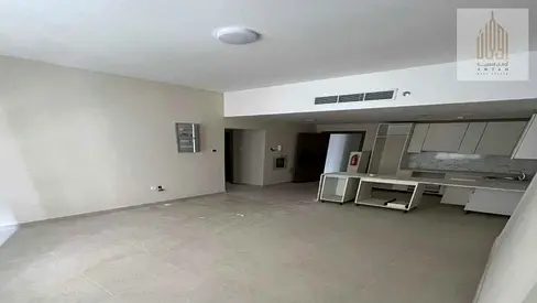 A very special and unique opportunity, excellent building, second from the corniche.