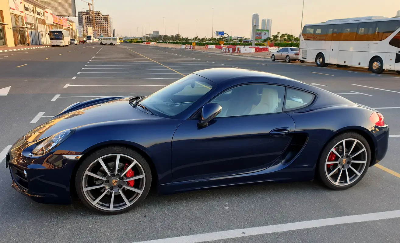 Porsche Cayman 2014 — photo 1 of 7