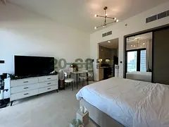 Exclusive Design l Deluxe Facilities l Open Layout