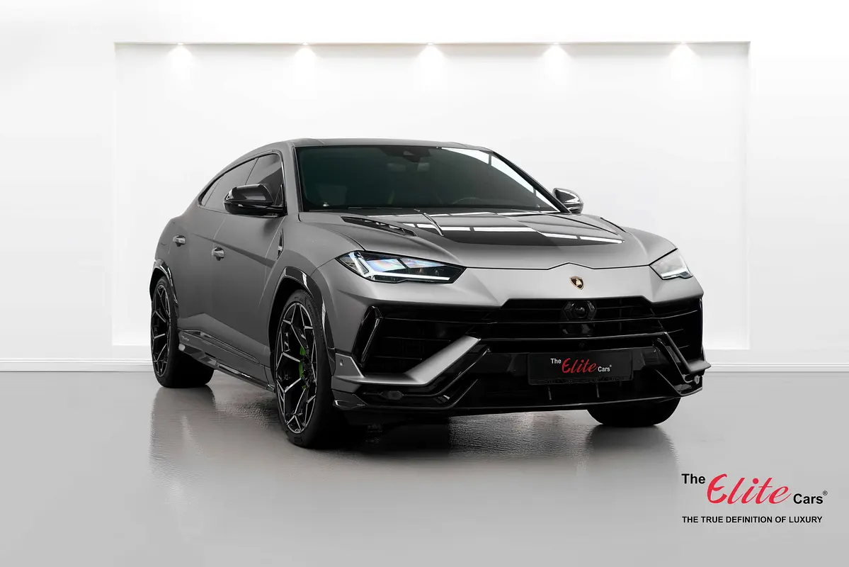 Lamborghini Urus 2023 — photo 1 of 15