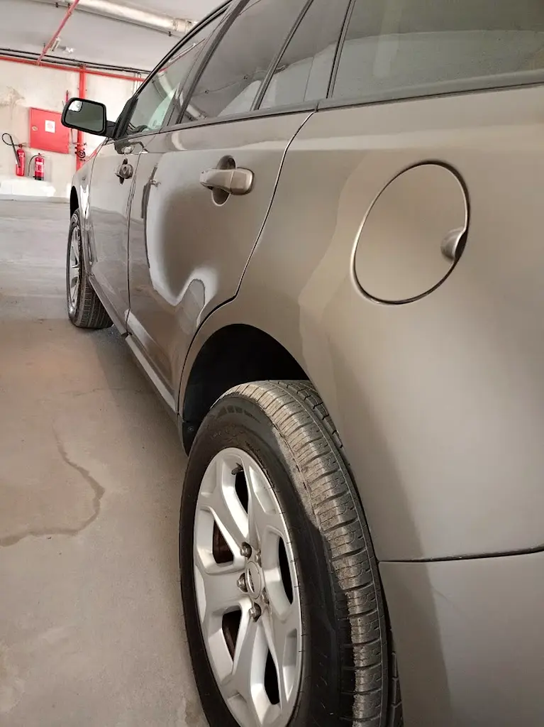 Ford Edge 2013 — photo 1 of 6