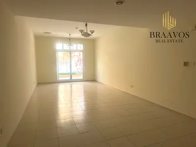 MULTIPLE CHEQUE | HUGE LAYOUT | SPACIOUS