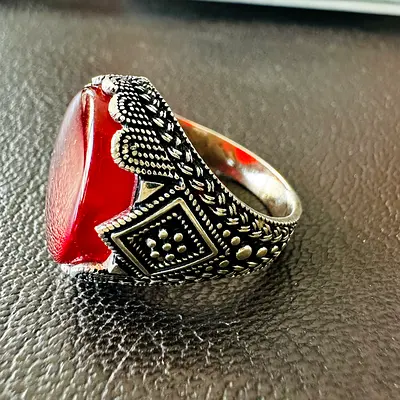 Natural Red Yemeni Aqeeq Silver Ring