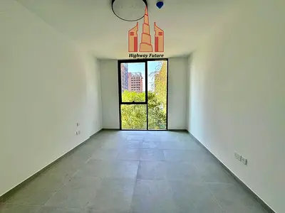 Huge size prime location studio in 36k wardrobes 1parking free
