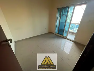 بلكونه ب اطلاله مفتوحه *  باركن * شهر مجاني *  خزائن بالحائط * مساحه كبيره * سعر خيال * صيانه فري * تكيف مركزي * تسهيل ف الدفعات