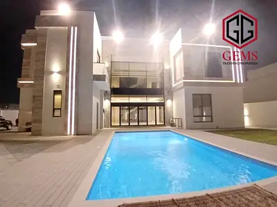 MODERN LUXURY VILLA | SWIMMING POOL | GARDEN