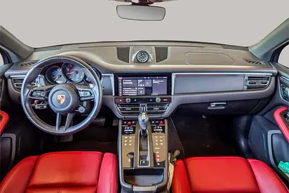 2022 Porsche MACAN photo 9
