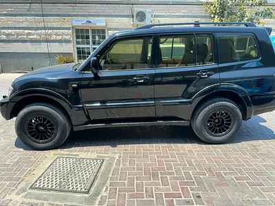 Mitsubishi Pajero GLS 2006 GCC Specs