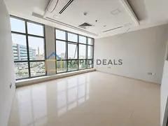 Modern Fitted Office Space with Spacious Cabins