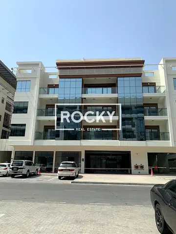 2 B/R with Balcony | Pool & Gym