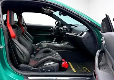 2025 BMW M4 缩略图 12