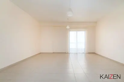 Specious | Elegant | Well Maintained | Prime Location | Sea View