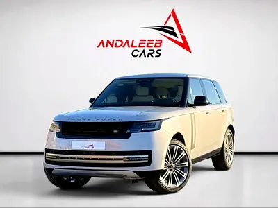 AED 8,400 P.M | 0% DOWN PAYMENT | RANGE ROVER VOGUE SE P530 | 4.4L TWIN-TURBO V8 – 523 HP | 2025