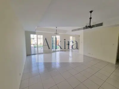 3 BED + STUDY | UNFURNISHED | CLOSE TO LAKE