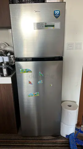 Silver Midea Top-Freezer Refrigerator - Good Working Condition