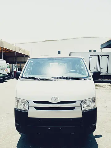 2026 Toyota HIACE 照片 3