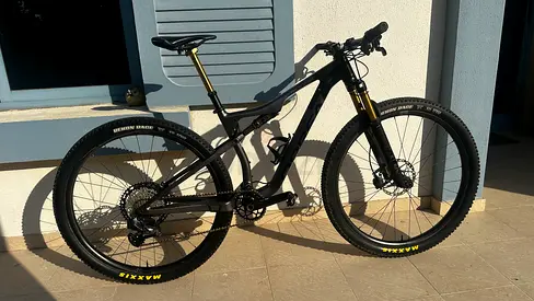 Orbea Oiz MTB - size M. Carbon frame and wheels, SRAM AXS XX1, Fox full suspension, dropper etc…