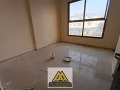 Two bedrooms and a living room, master bedroom, 2 bathrooms, second occupant, central air conditioni
