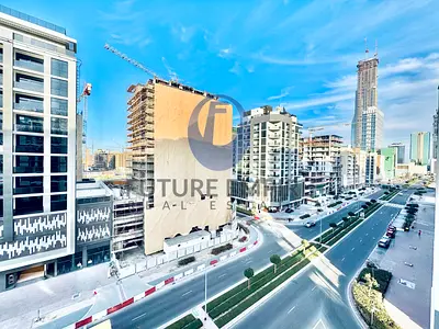LUXURY 1 BR | PRIME LOCATION | NEAR PARK | POOL GYM