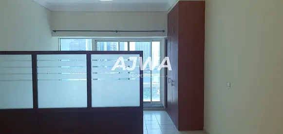 Big and Spacious Studio Unit | Near DMCC Metro
