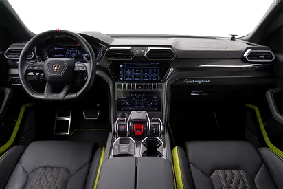 2023 Lamborghini URUS — миниатюра 8