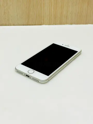 iPhone 8 white  64GB, Good Condition