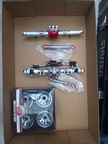 R/C CRAWLER