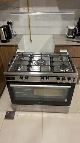 Urgent: Selling Terim 5 Gas Burner Cooker