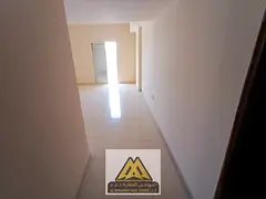 Excellent location | Excellent price | Vibrant area | Close to all amenities | Regular maintenance i