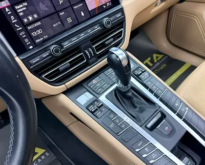 2020 Porsche MACAN 缩略图 17